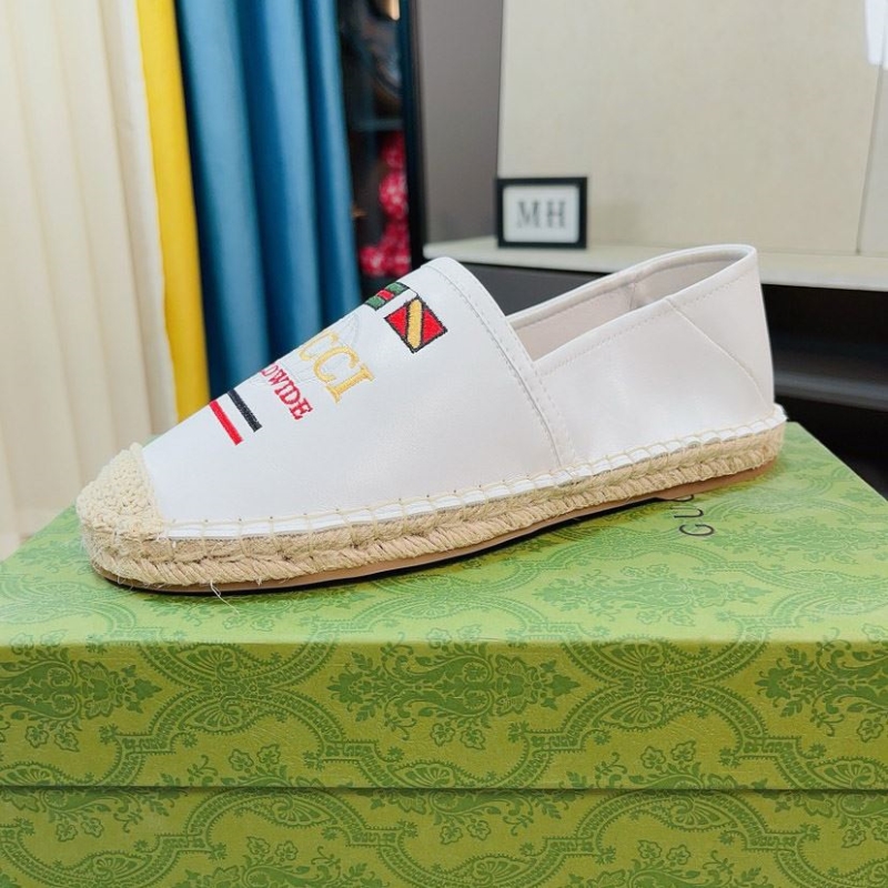G*u*i casual shoes